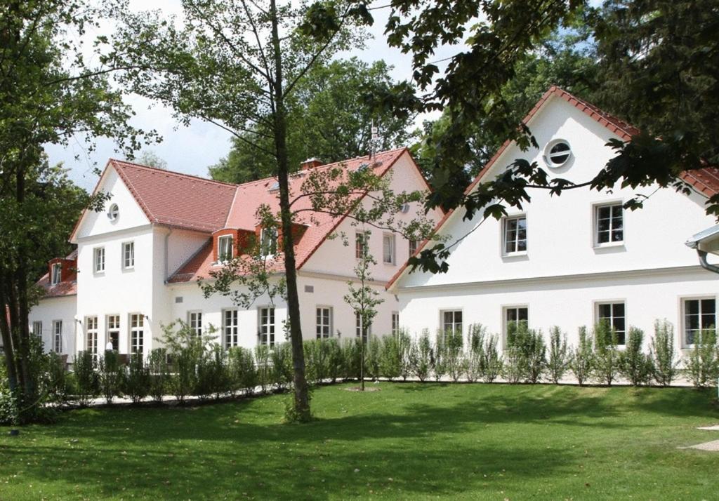Cafe Wildau Hotel & Restaurant Am Werbellinsee Schorfheide Exterior foto