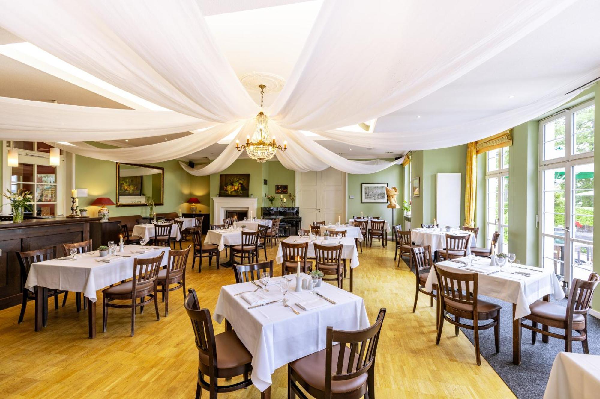 Cafe Wildau Hotel & Restaurant Am Werbellinsee Schorfheide Exterior foto